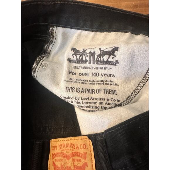 Levi’s 505 Men’s Black Jeans Size 38x32 Pants Straight Leg Classic Fit - Picture 6 of 16